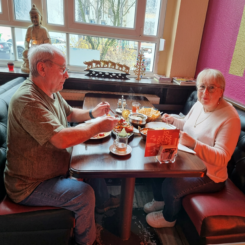 Zufriedene Gäste im Masala Restaurant